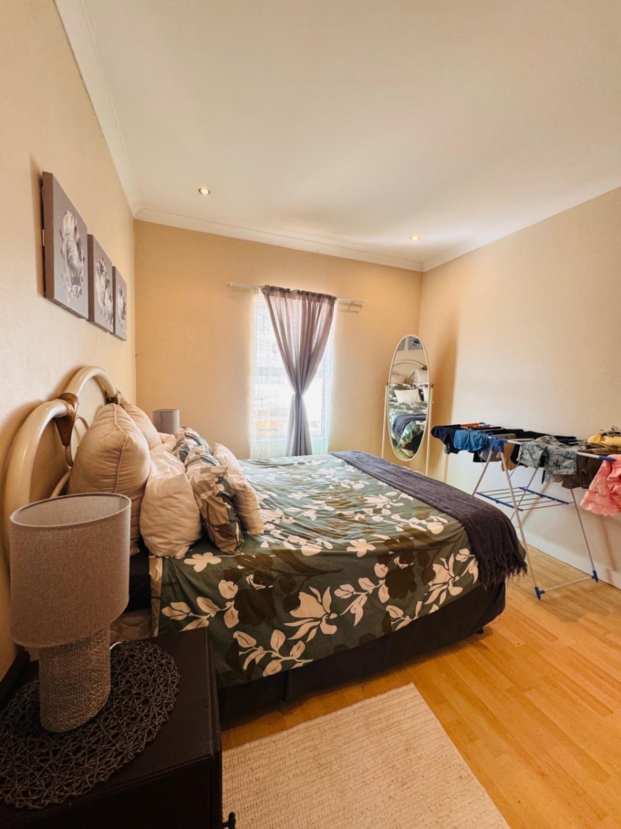 To Let 3 Bedroom Property for Rent in Fernwood Western Cape